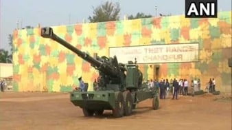 Watch: In a first, Indian field guns used for 21-Gun Salute on